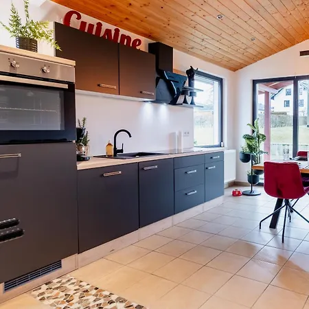 Racing-chalet * Meuspath