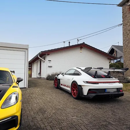 Racing-chalet Vakantiehuis Meuspath