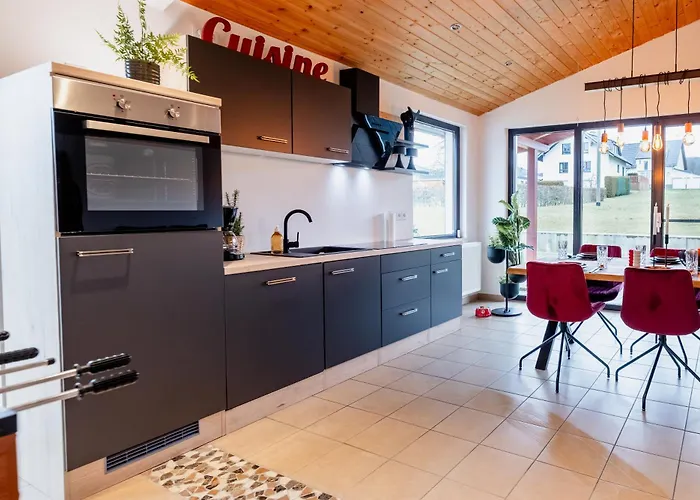 Racing-chalet * Meuspath